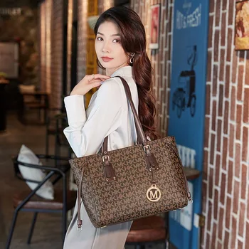 Женская сумка-тоут бренда MKJ 2023, корейская версия, новая повседневная сумка через плечо, сумка для подмышек с надписью, сумка большой емкости 2