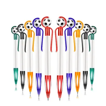 100шт Шариковые ручки футбольной формы Футбольная вечеринка Черные чернила Выдвижные многоцветные шариковые ручки Средняя точка 1,0 мм