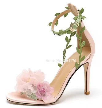 Уникальный стиль, Розовые кружевные цветы, босоножки на тонком каблуке, украшенные зелеными листьями, атласные туфли на шпильке, вечерние туфли на каблуках