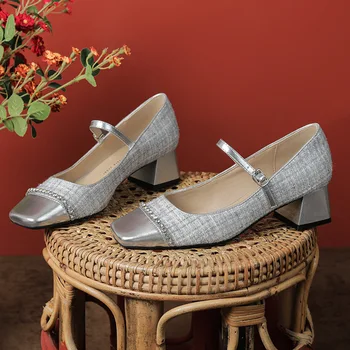 Женские туфли Mary Jane из овчины на среднем каблуке с квадратной головкой, тонкие туфли на толстом каблуке в стиле ретро, французские туфли на высоком каблуке с пряжкой в одну линию